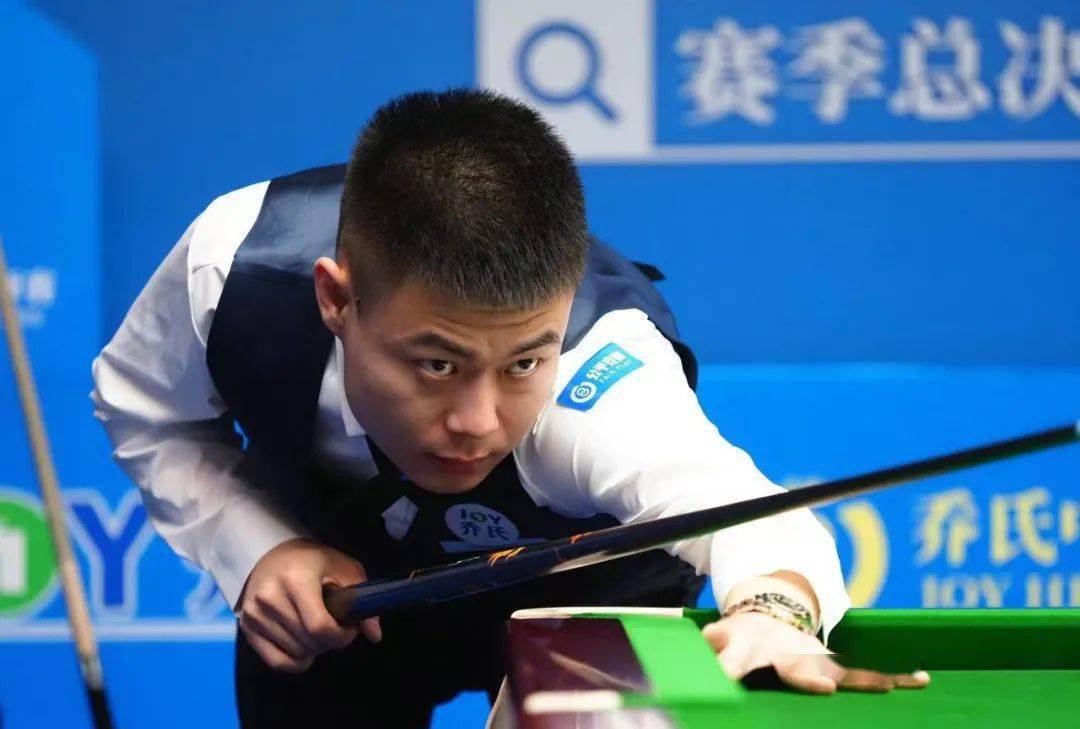 这名球场上 这名球场上