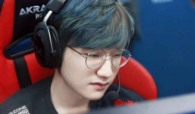 也是整个团 也是整个团